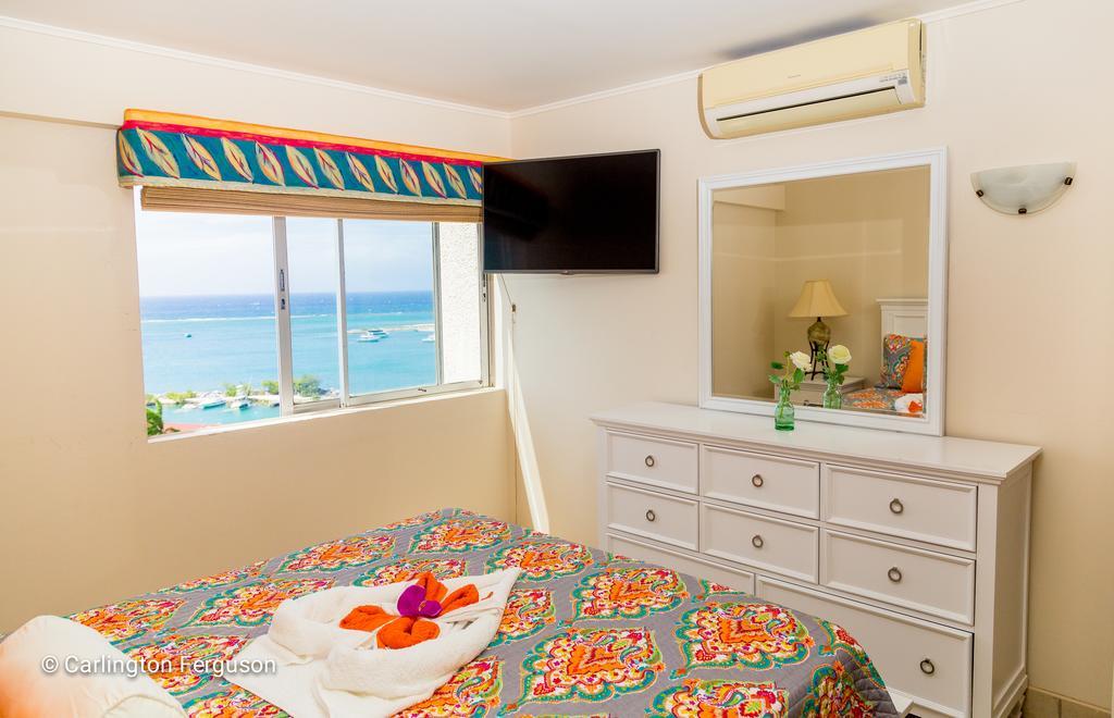 Turtle Towers Ocho Rios Room photo